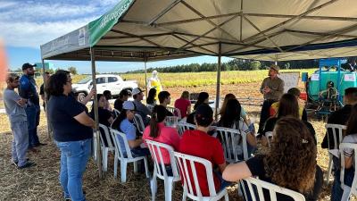 XI Semana Acadêmica de Agronomia promove Dia de Campo com foco em práticas agronômicas na UFFS